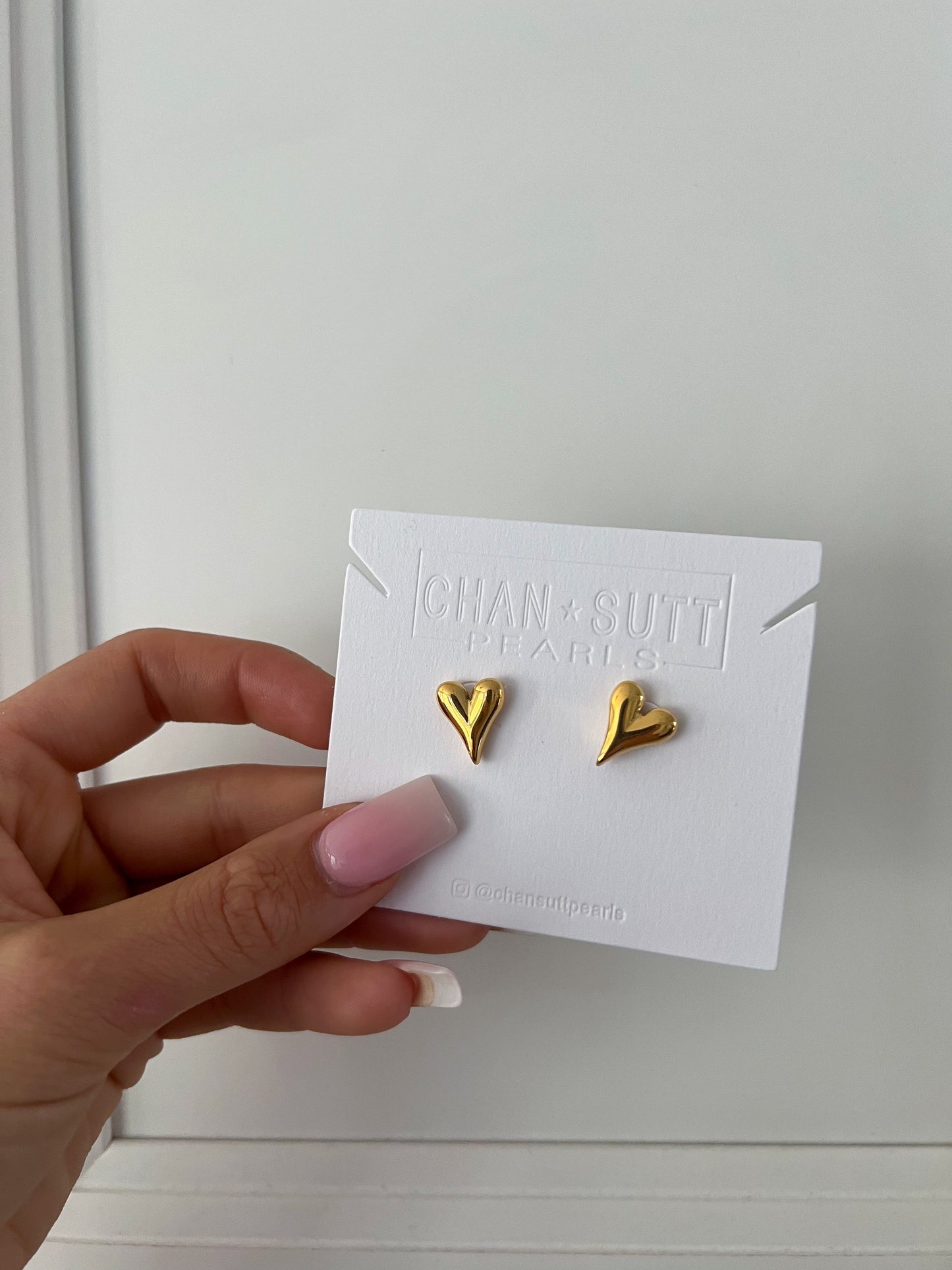 HEART STUDS - Southern Divas Boutique
